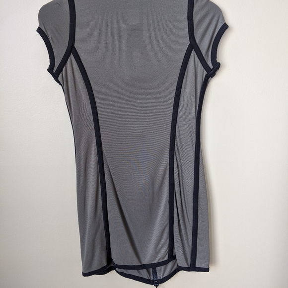 MANEQ Zip Up Dress ๐ - Picture 4 of 5